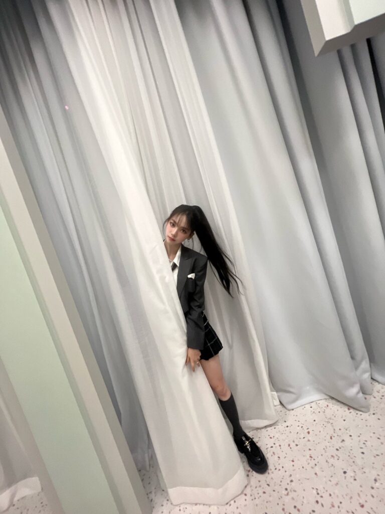 230117 aespa Twitter Update with Karina