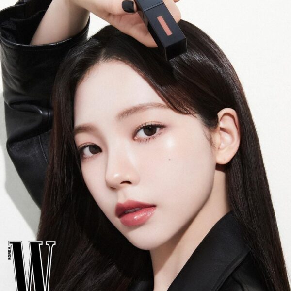 230510 wkorea Instagram Update with aespa