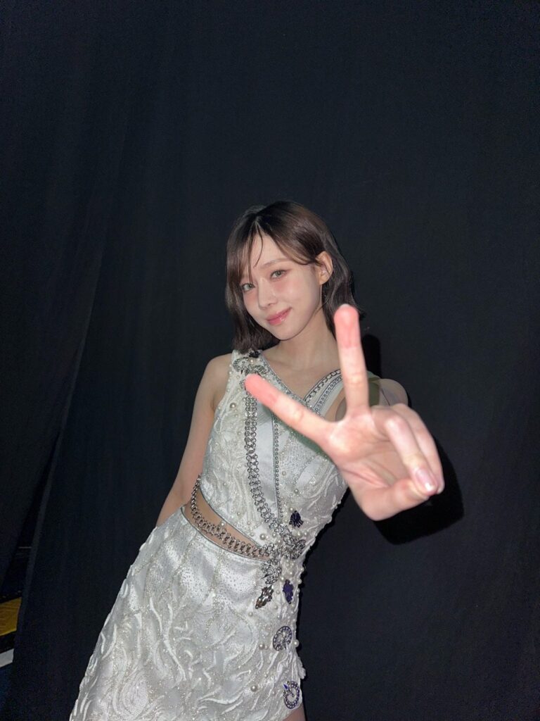 230320 aespa Twitter Update with Winter