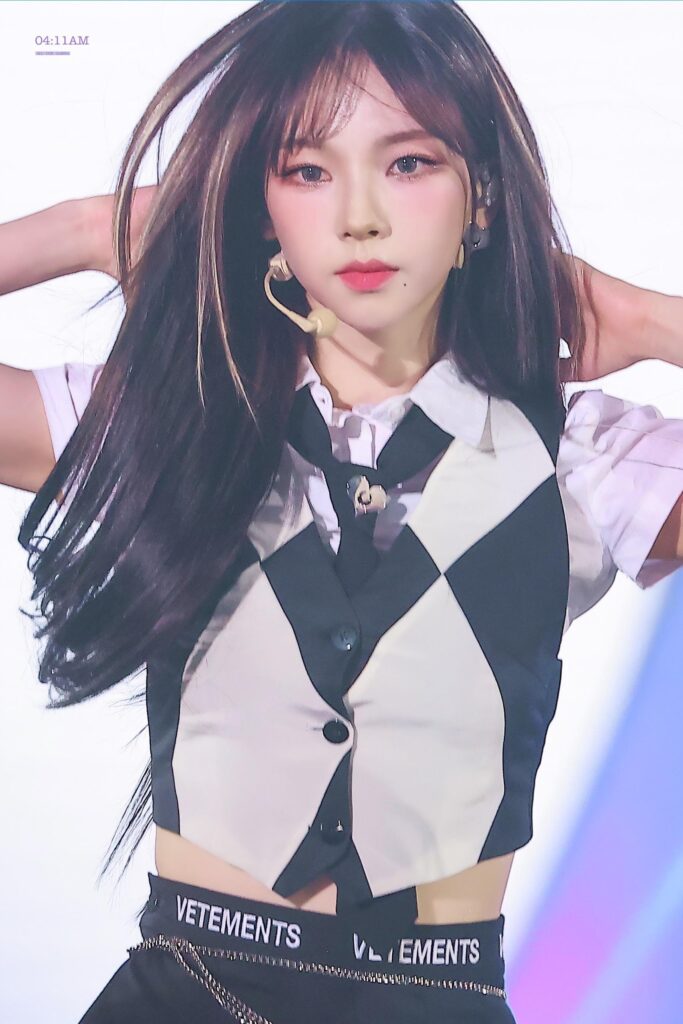 230218 Karina