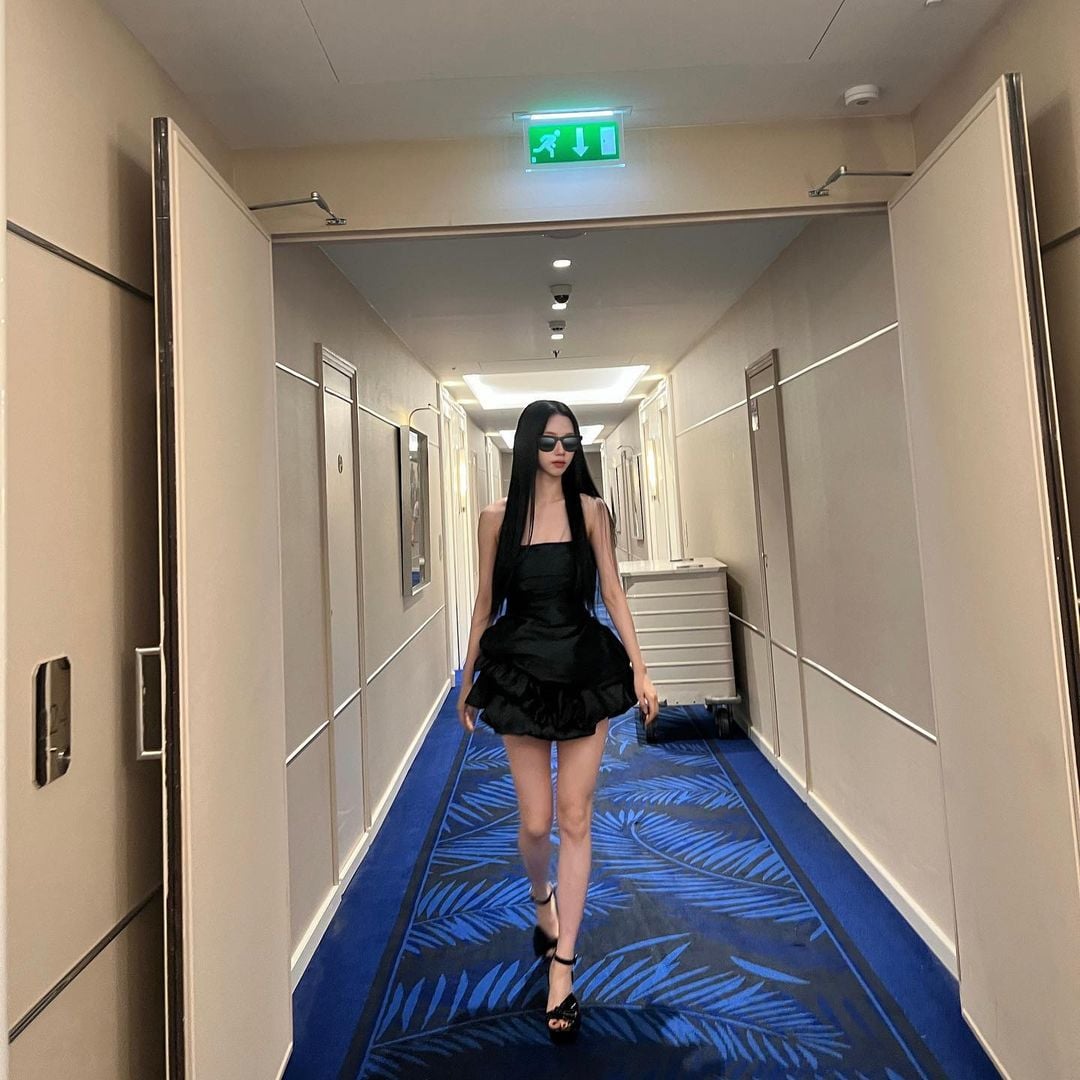 230602 Karina Instagram Update