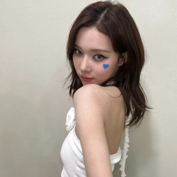 230520 aespa Twitter Update with Winter