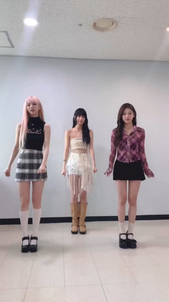 230518 Karina & NingNing x LE SSERAFIM Eunchae - Spicy (Dance Challenge)
