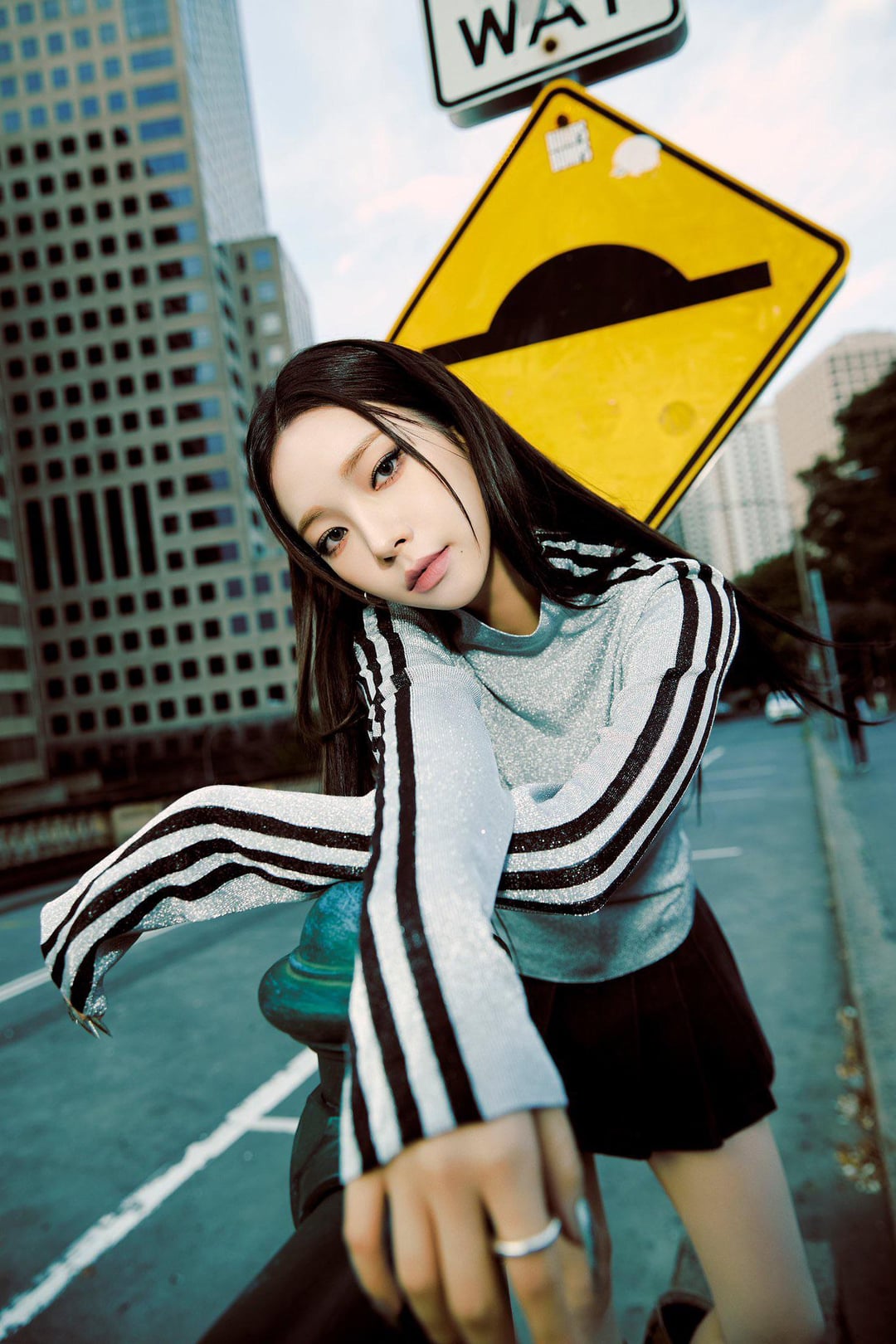 230426 aespa - MY WORLD: A STRANGE PHENOMENON (Teaser Images) — Karina