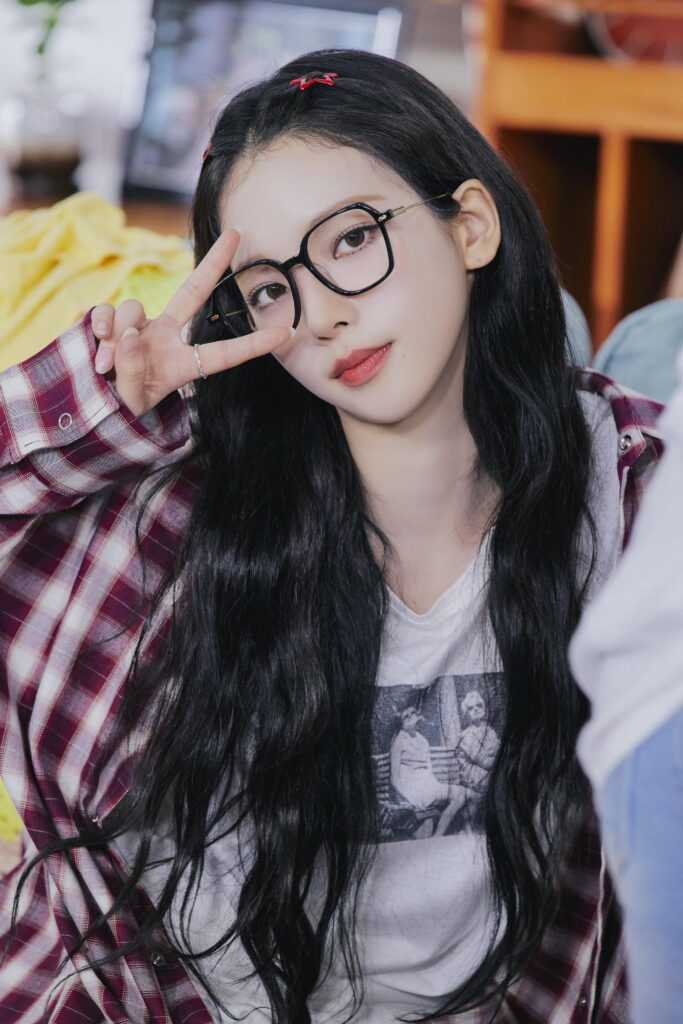 230808 Karina - 'Better Things' Sitcom EP.01 🏡 Behind Cut