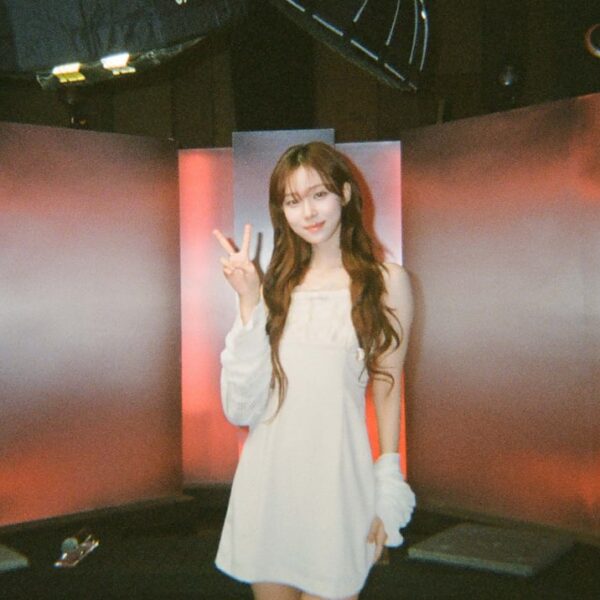 230719 mujin_plz Twitter Update with Winter