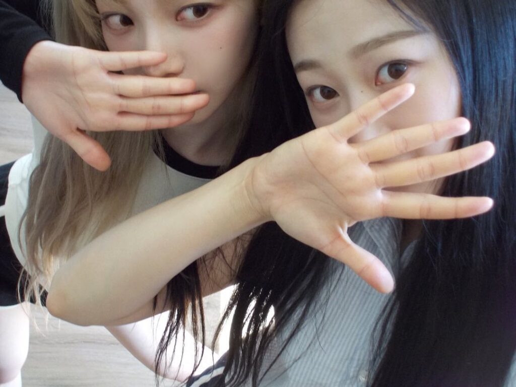 230710 Karina Instagram Update with Giselle