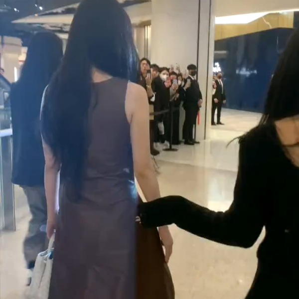 230311 aespa TikTok Update with Karina