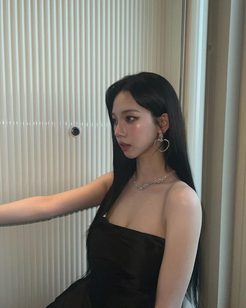 230524 Karina Instagram Update