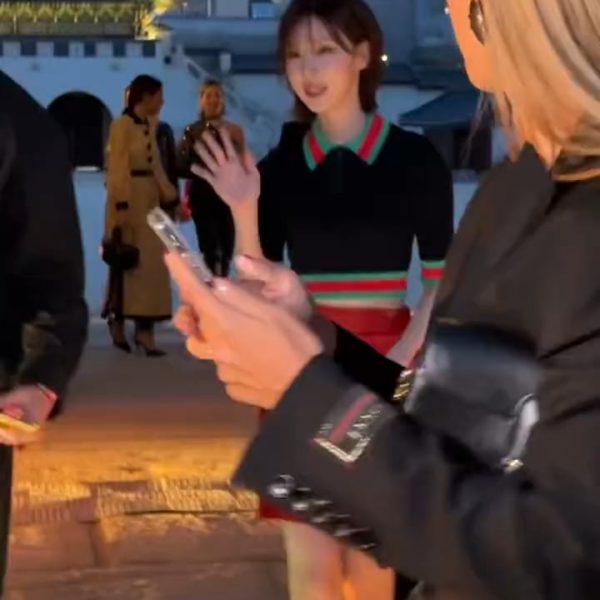 230516 ELLE Singapore Twitter Update with Winter