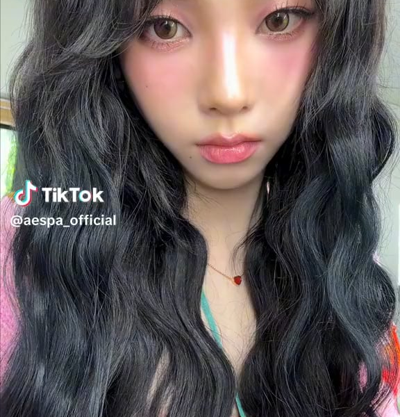 230917 Karina