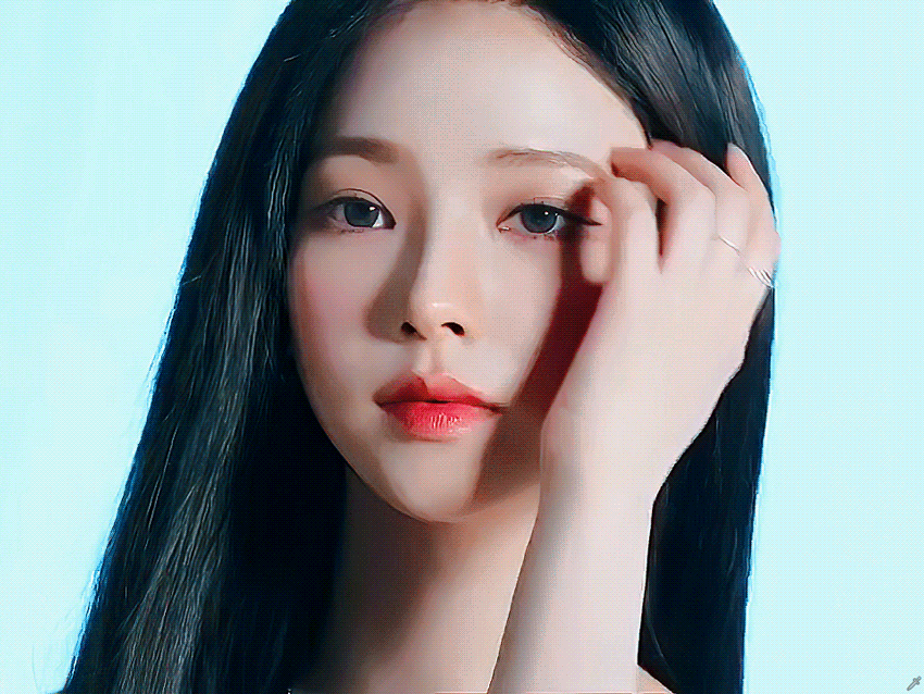 230925 Karina