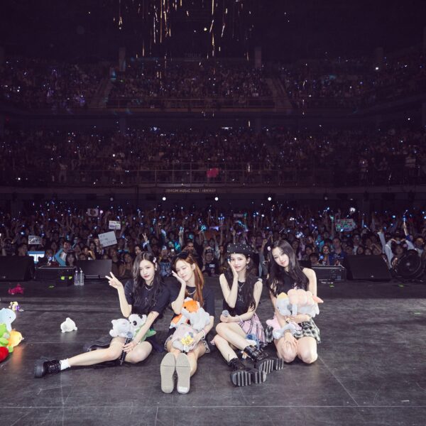 230903 aespa Twitter update - “aespa LIVE TOUR 2023 ‘SYNK : HYPER LINE’ in BOSTON Thank you for the memorable night 😘”