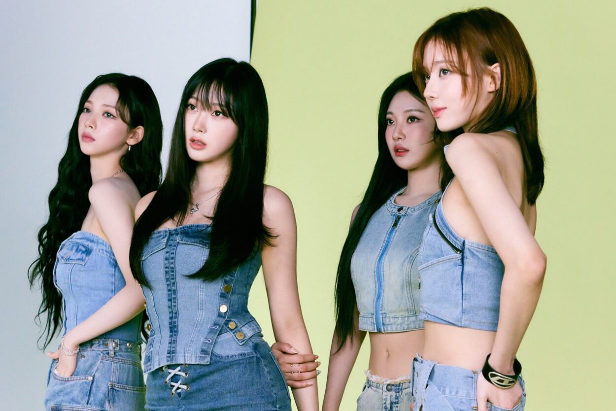 231015 aespa Twitter Update - aespa exhibition Behind Photo 📸🩷 until the end D-2 ✔