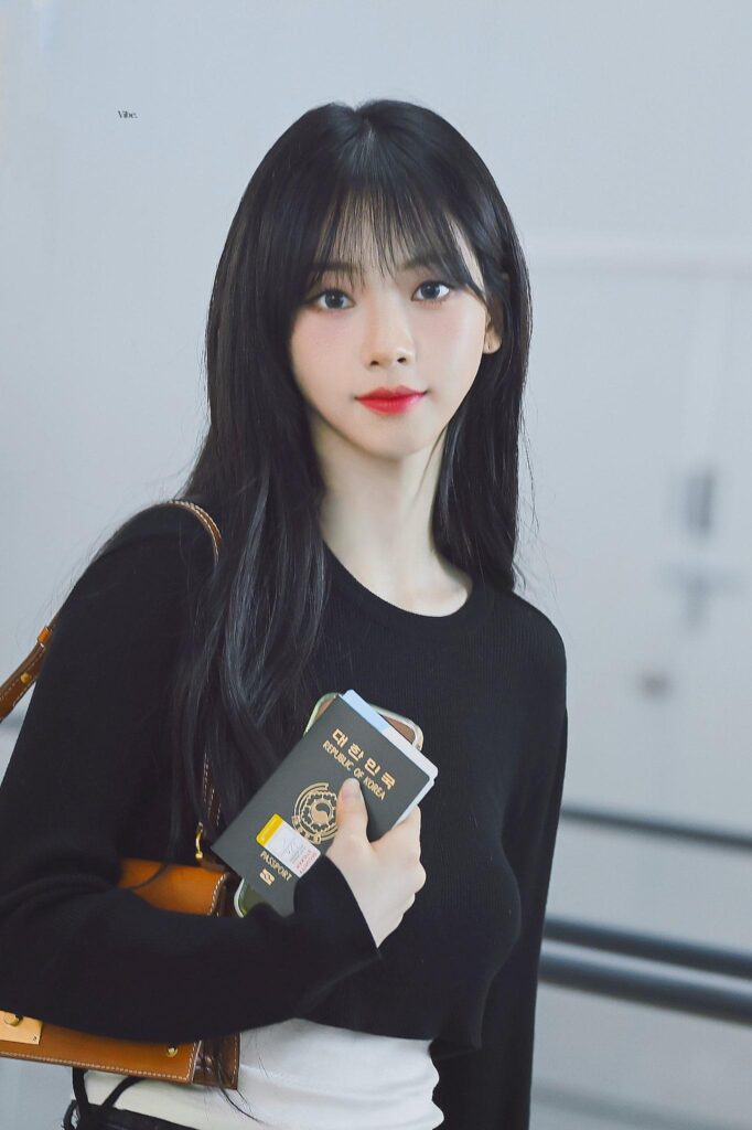 230702 Karina