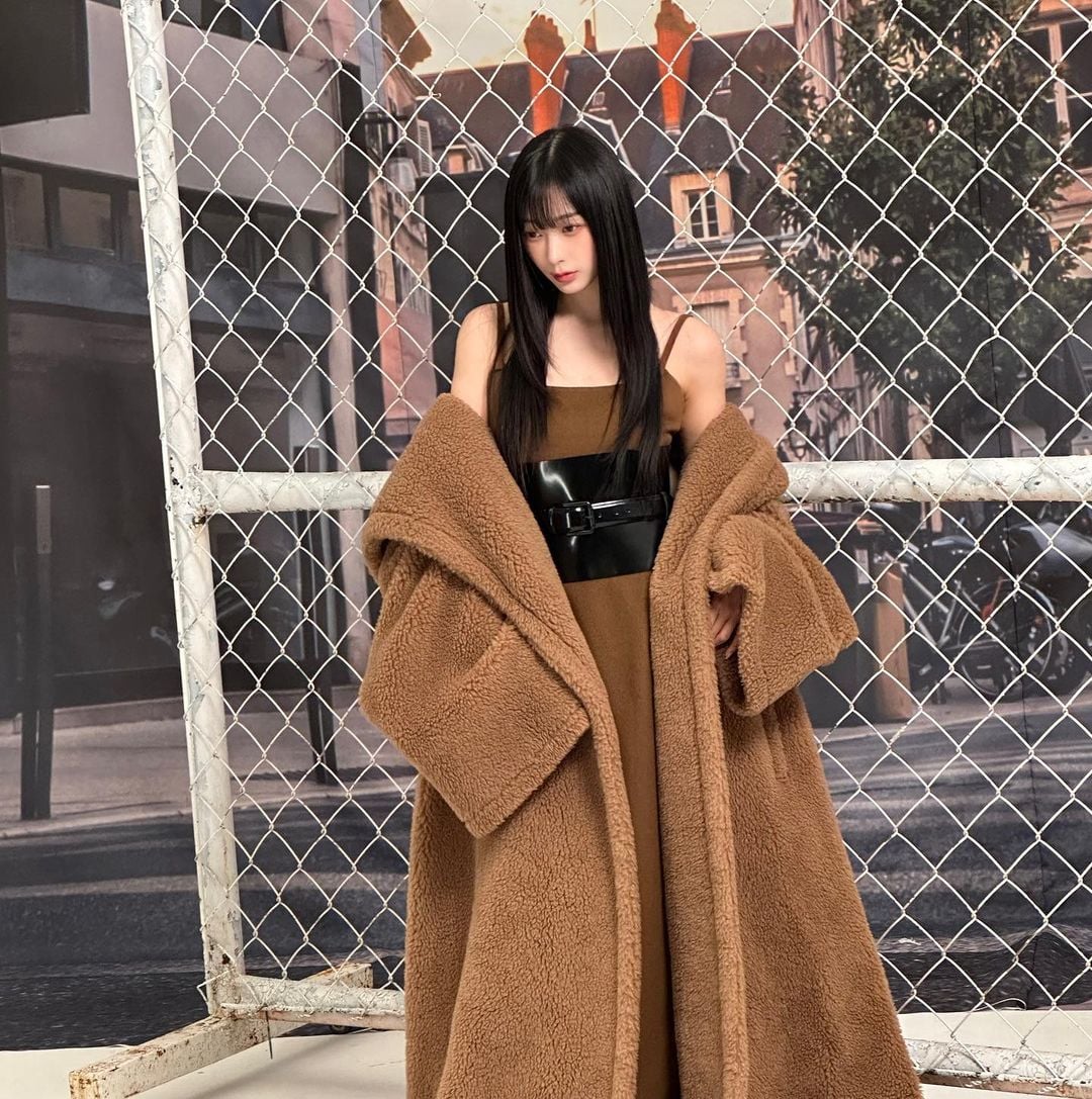 231026 Giselle Instagram Update 2 (with Karina)