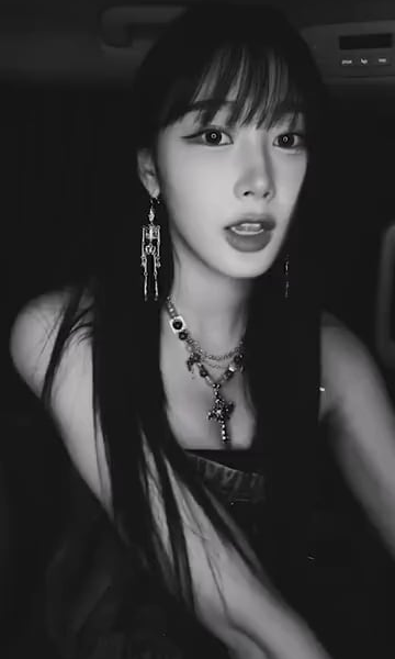 231011 aespa TikTok Update with Giselle - 💋🖤