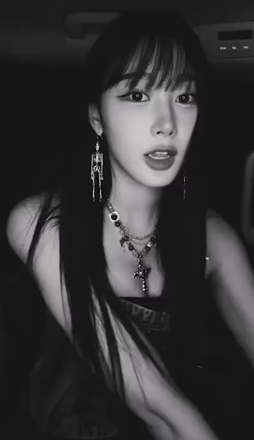 231011 aespa TikTok Update with Giselle - 💋🖤