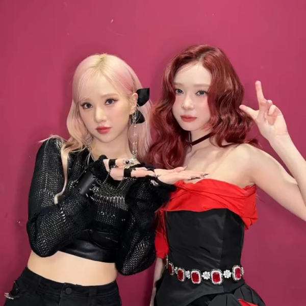 231112 VIVIZ TikTok Update with Winter - Drama-ma-ma-ma MANIAC 🎬 (MANIAC Challenge with VIVIZ Eunha)