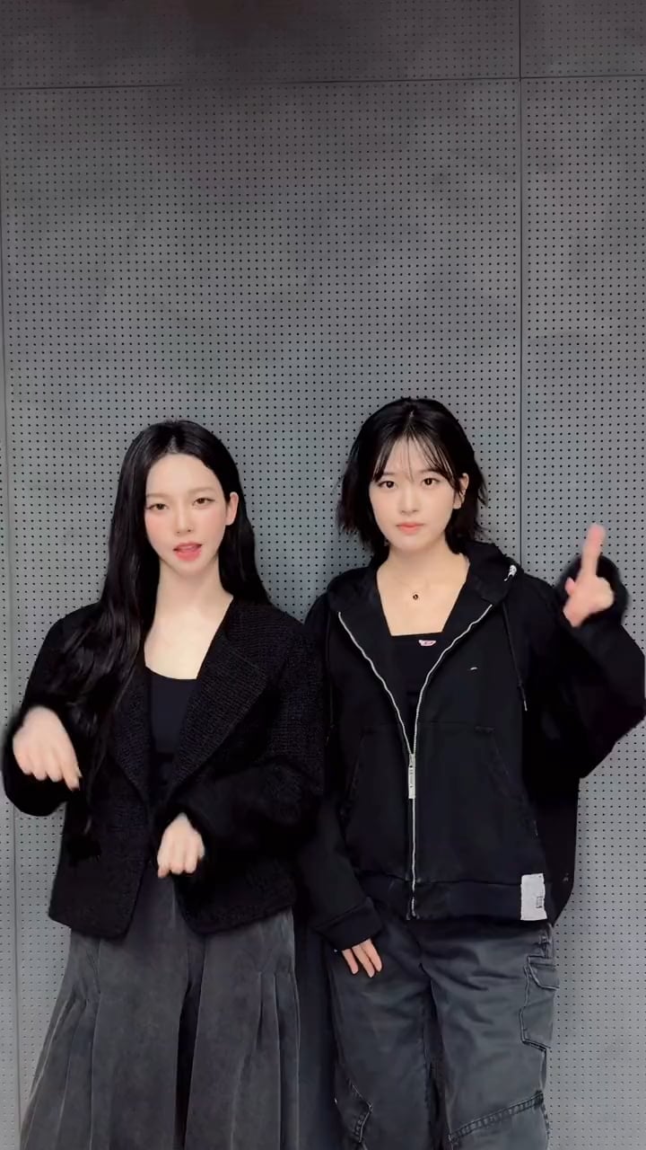 231110 aespa TikTok Update with Karina - #ImtheDrama reflected in sharp eyes with IVE An Yujin 🐶💙