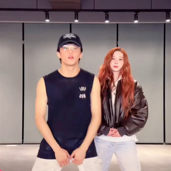 231110 NCT 127 TikTok Update with Winter - Fact Check Dance Challenge with Mark (2)