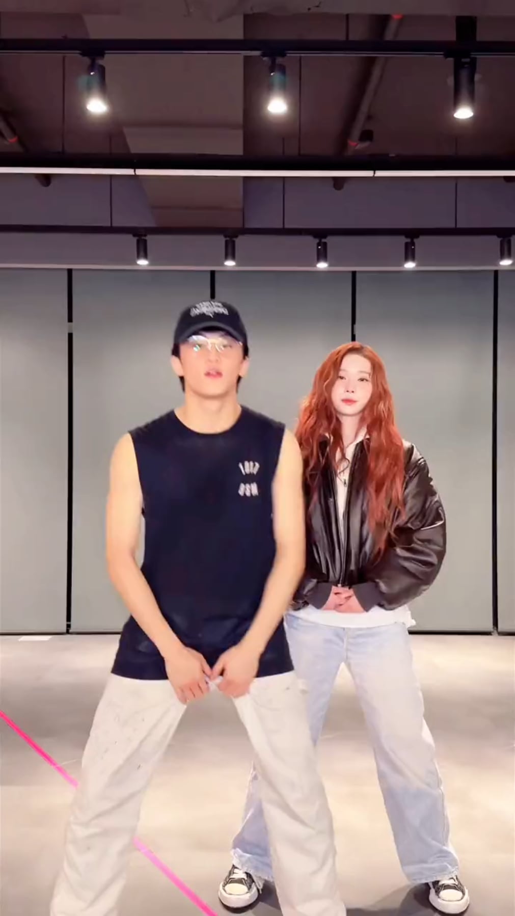 231110 NCT 127 TikTok Update with Winter - Fact Check Dance Challenge with Mark (2)