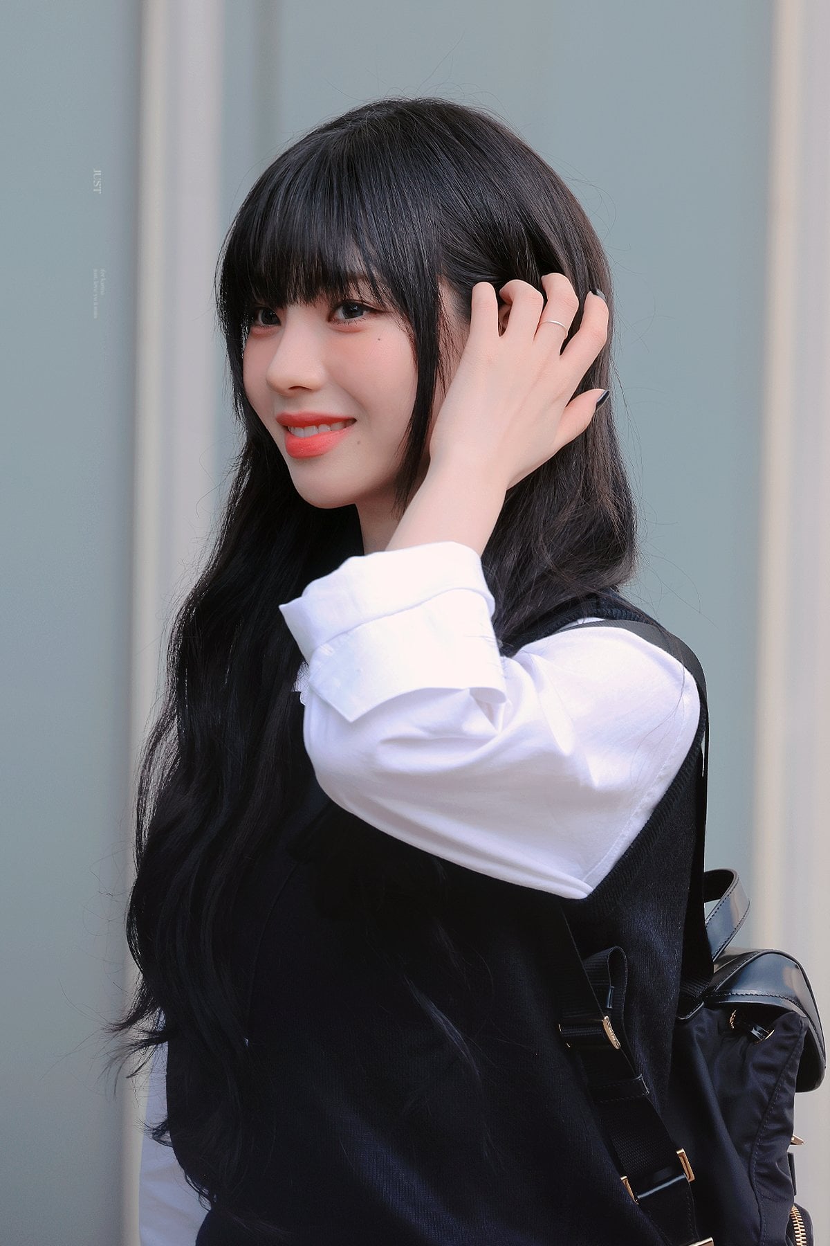 231102 Karina