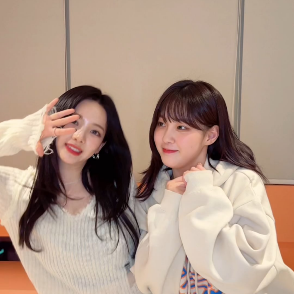 231126 official_kep1er TikTok Update with Karina - #GrandPrixchallenge with Kep1er Chaehyun