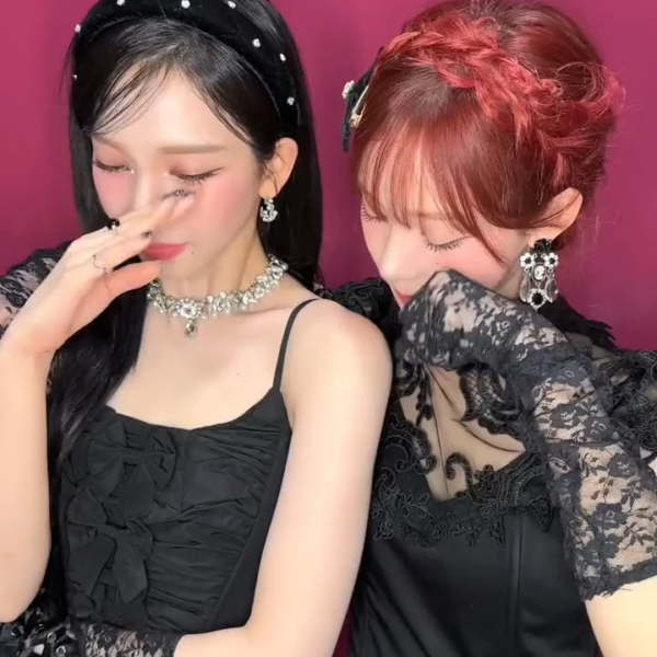 231119 Red Velvet TikTok Update with Karina and Winter - Chill Kill (Dance Challenge with Red Velvet Irene and Seulgi)