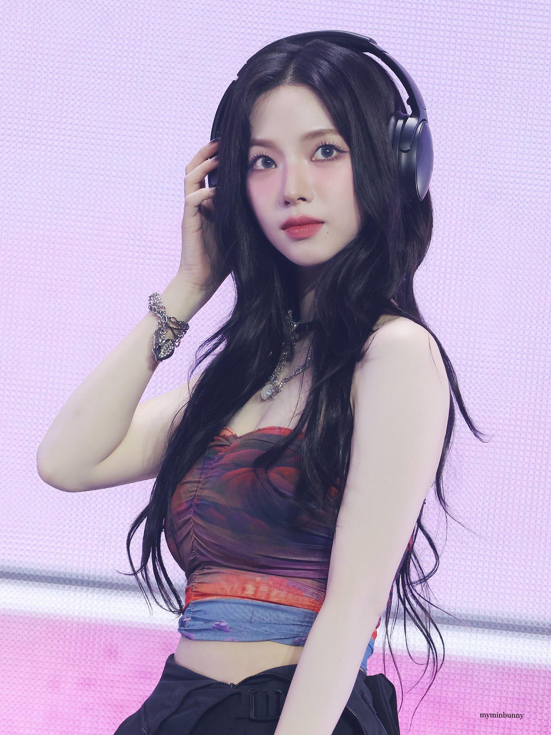 231117 Karina