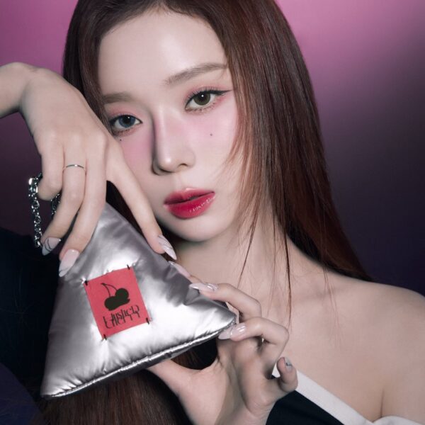 231225 Espoir Twitter Update with Winter - Winter x espoir Hushed Cherry Edition Silver Pouch