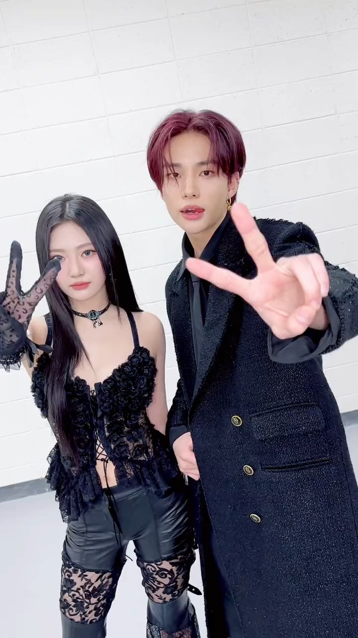 231229 aespa TikTok Update with Ningning - #ImtheDrama with Stray Kids Hyunjin 🤘💫