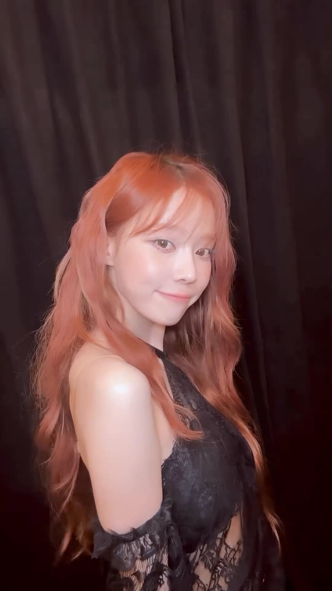 231228 aespa TikTok Update with Winter - You know, I'm savage🤘