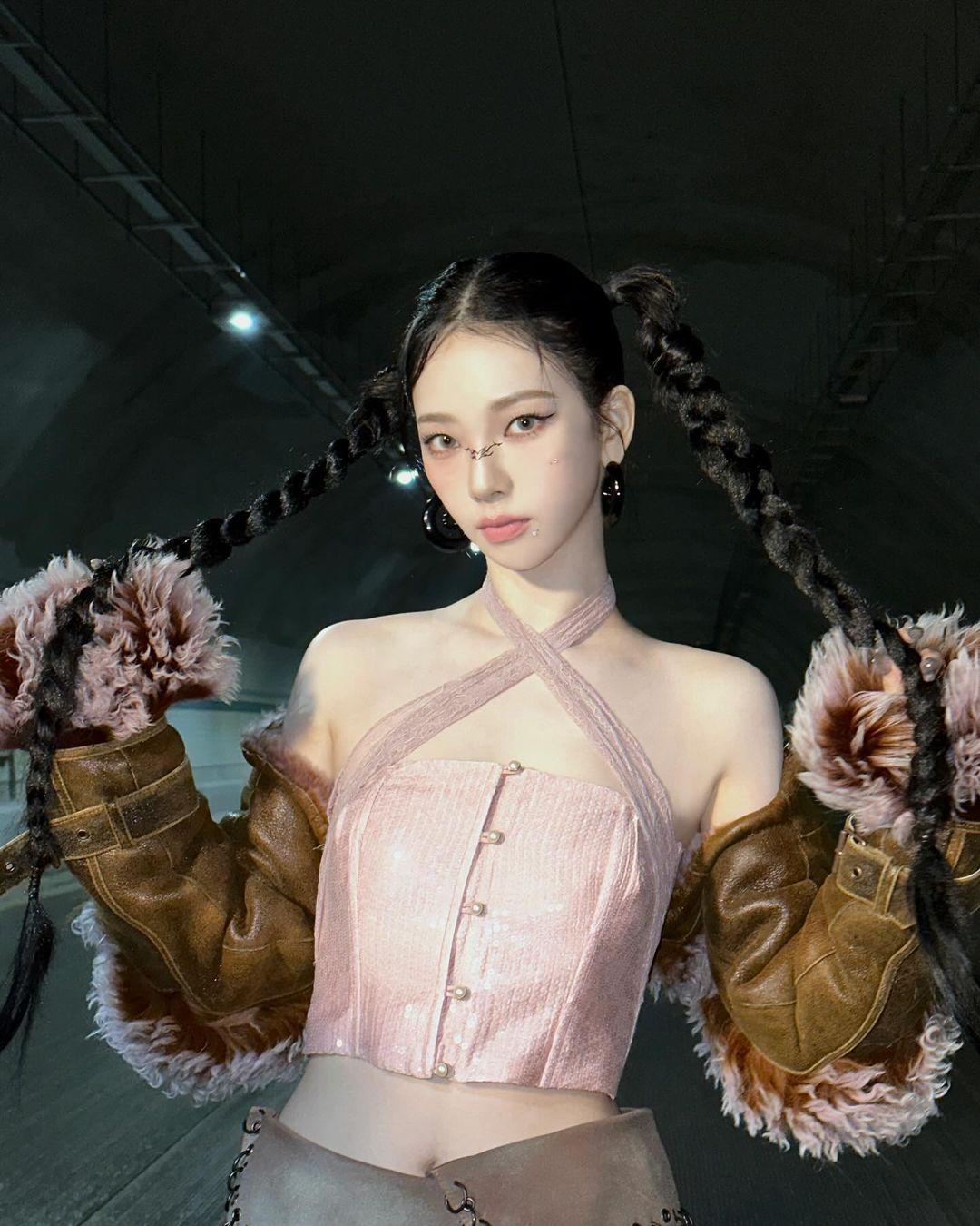 231229 my_aespa Instagram Update with Karina