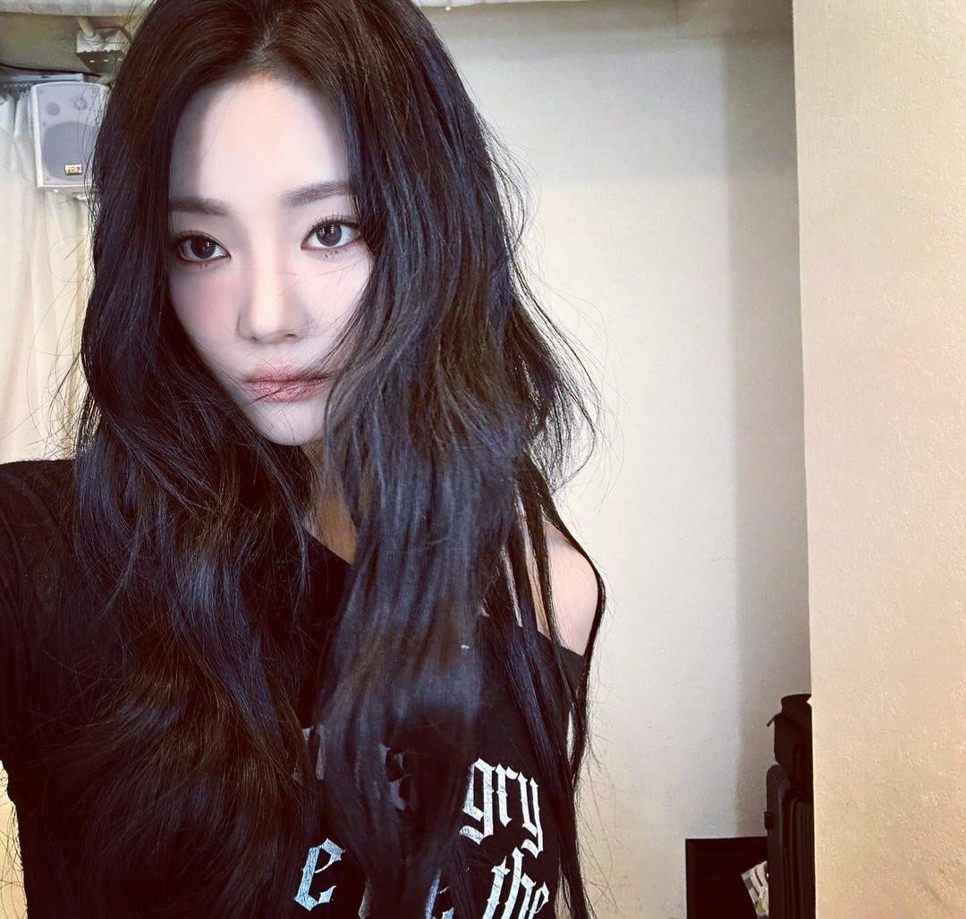 240129 Ningning Instagram Update