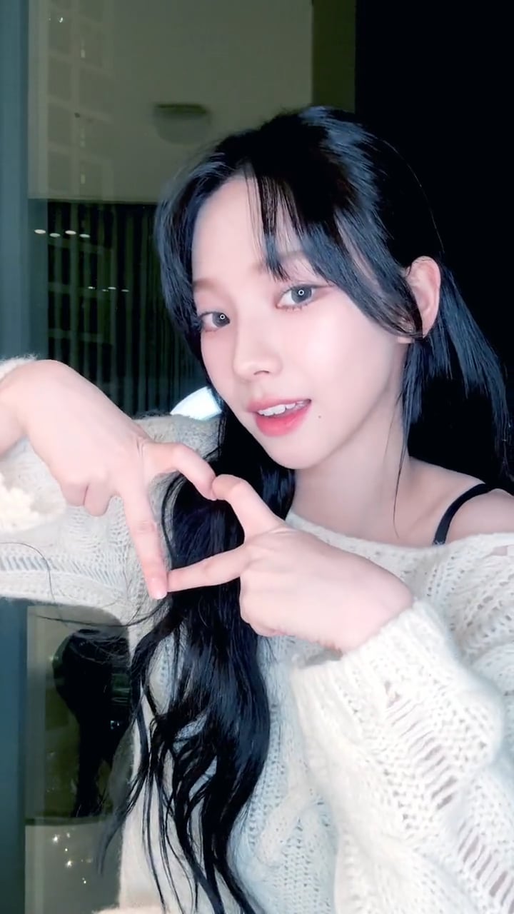 240125 Karina