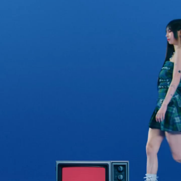 240105 Karina for Converse - Pick & choose, what is Karina (@ katarinabluu)’s favorite silhouette? 📺