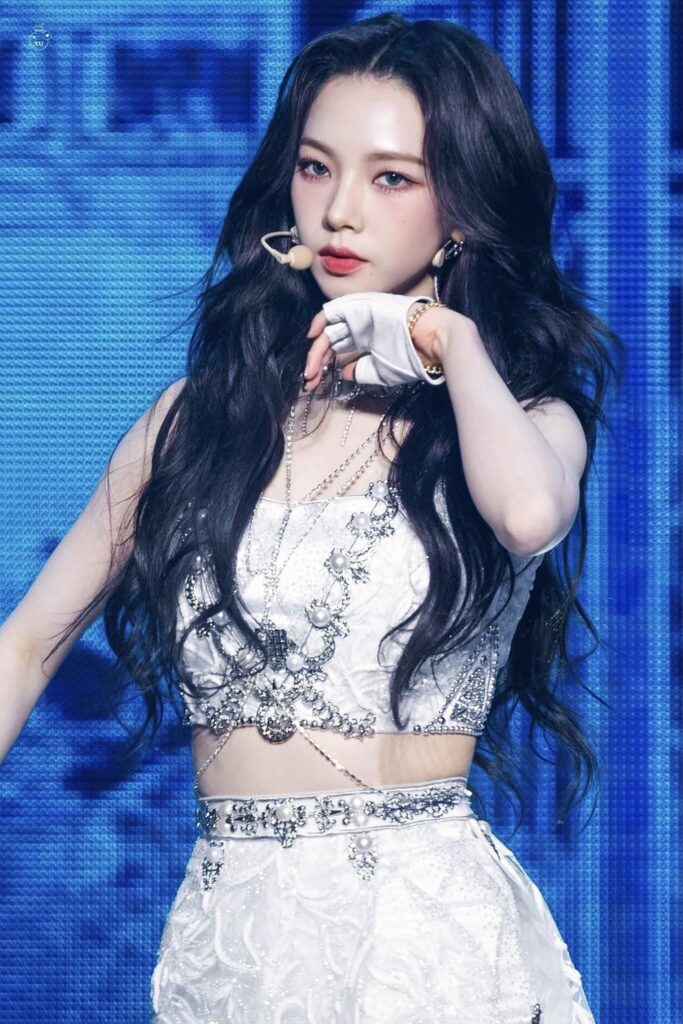 230226 Karina