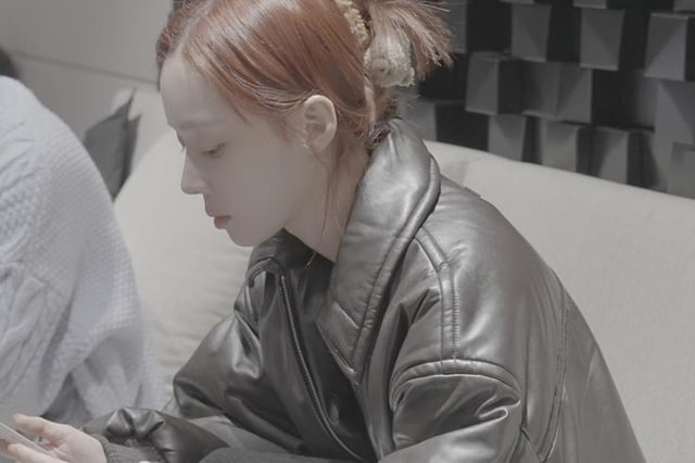 240115 Winter - Regret of the Times (Melon Exclusive Recording Behind Photos)