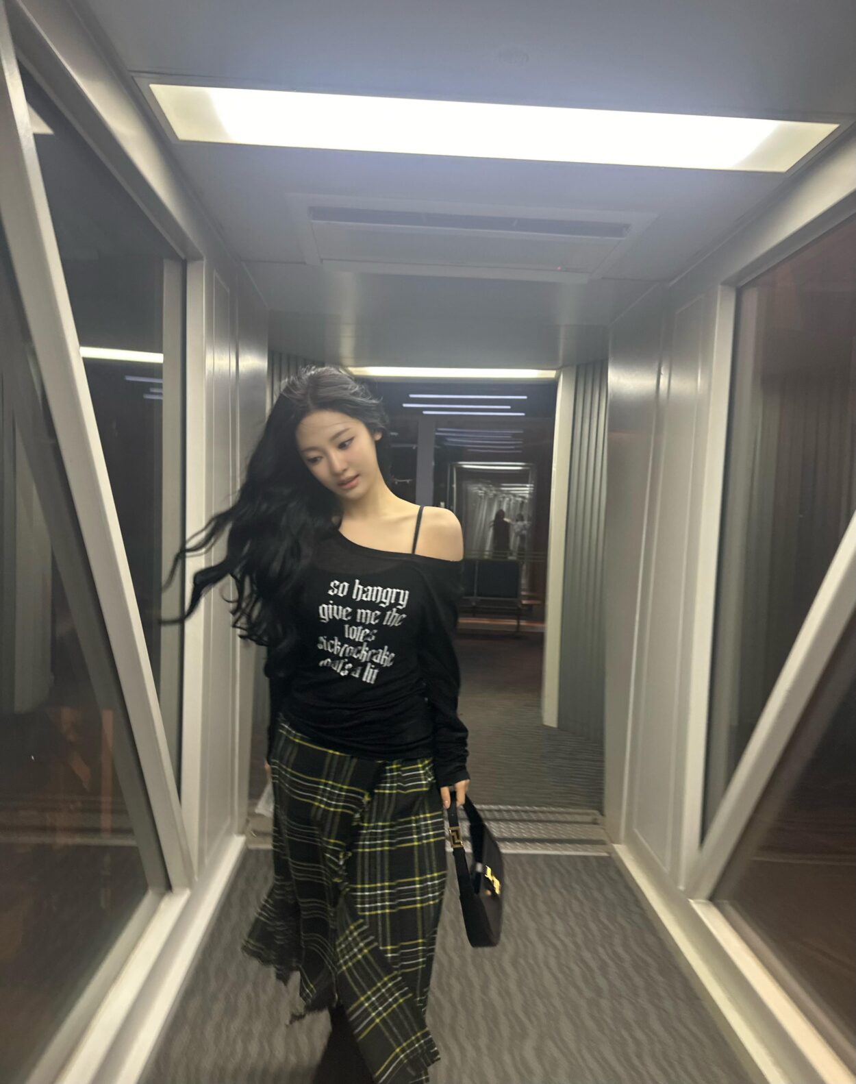 240127 Ningning Weverse Update — I’ll be back ☺️🩷