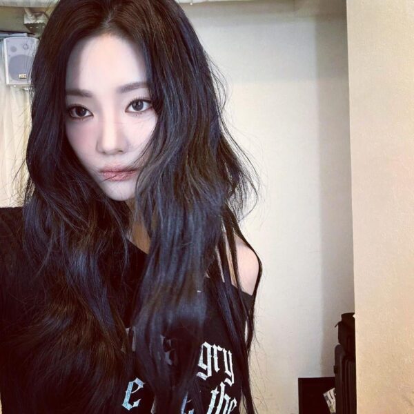 240129 Ningning Instagram Update