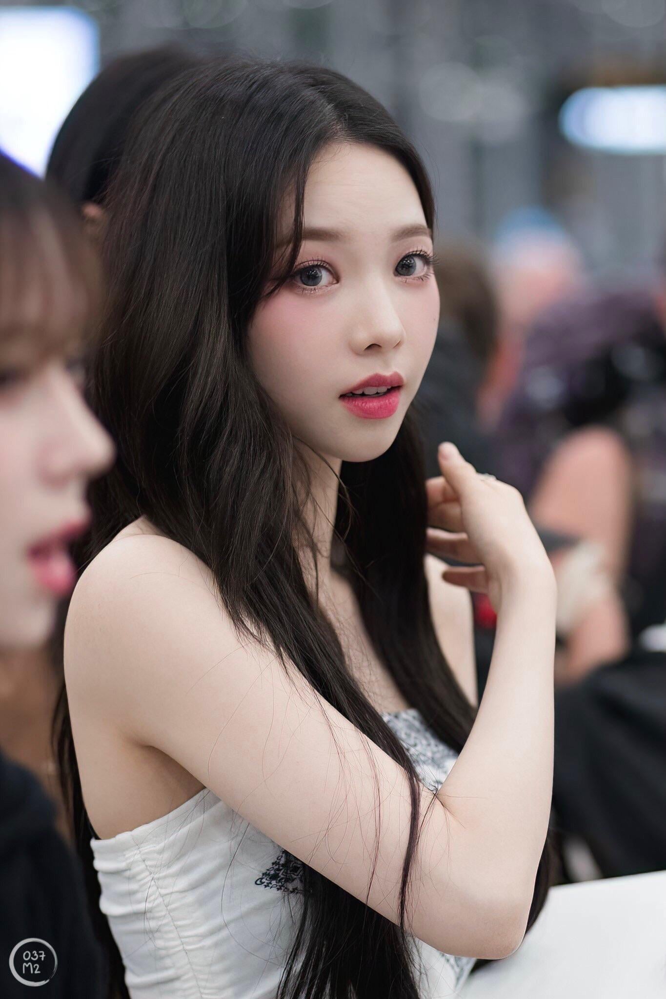 230325 Karina
