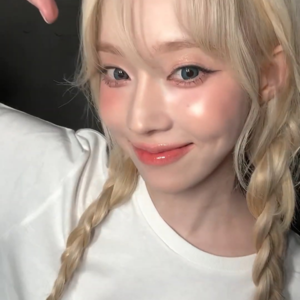 240228 aespa TikTok Update with Winter - LOOK AT ME 💘