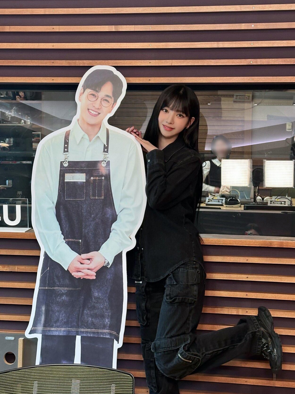 240418 aespa Twitter Update with Karina - Special DJ Ka-D💙 See you later 🤙🥺