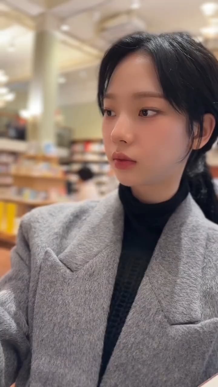 240430 aespa TikTok Update with Karina -[📱] #ae_SF_log #kaTINGLEbluu