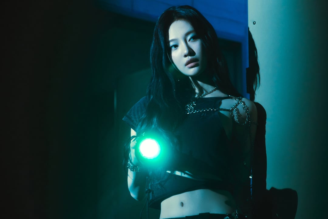 240522 aespa - The 1st Album: Armageddon (Find The Authentic Teaser Images #3 - NingNing & Winter)