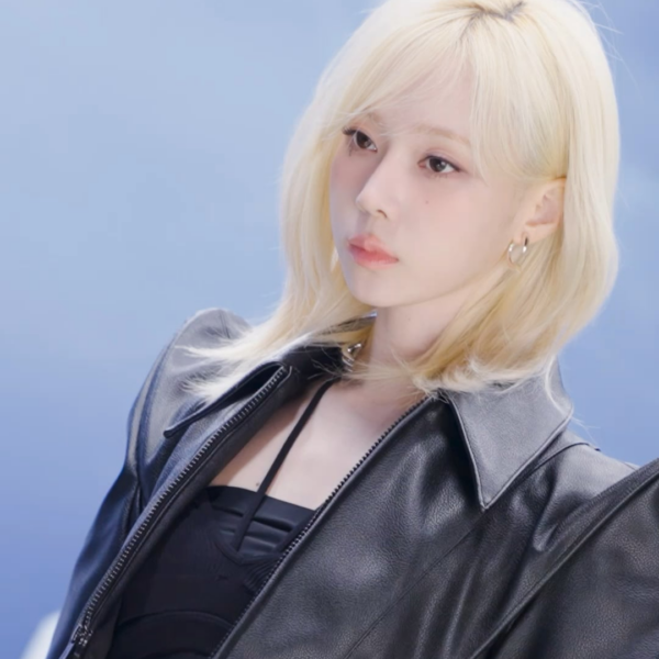 240502 aespa TikTok Update with Winter - D-1️⃣! Pre-sale for MY 🎟️✨