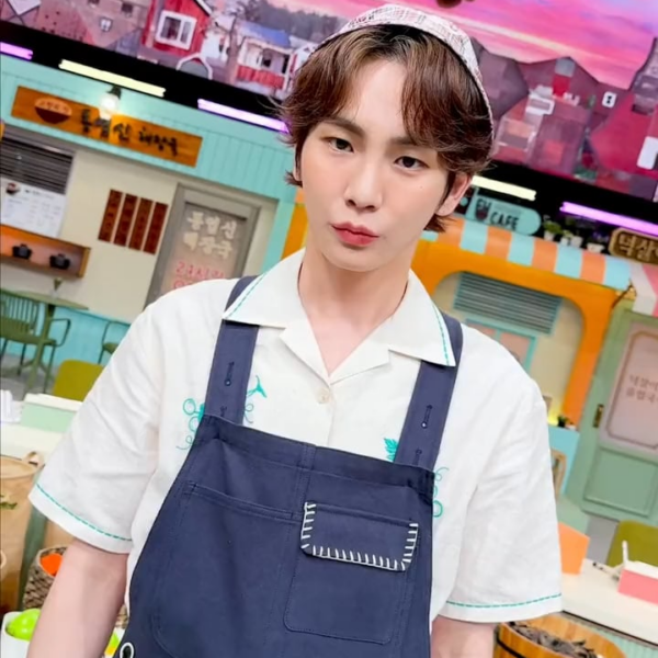 240518 aespa TikTok Update with Karina & Ningning - #Supernova with #KEY 🦊🧤 (with SHINee KEY)