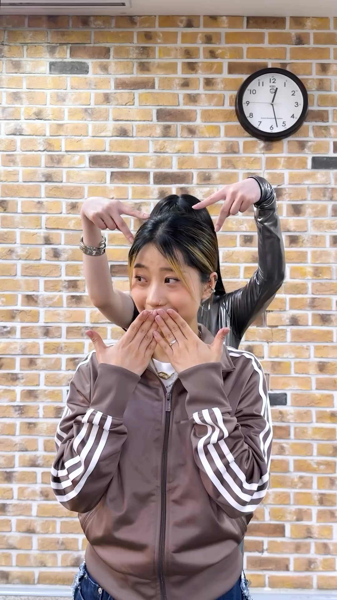 240523 yeojin1009 Instagram Reels Update with Karina - Supernova With @katarinabluu 💙