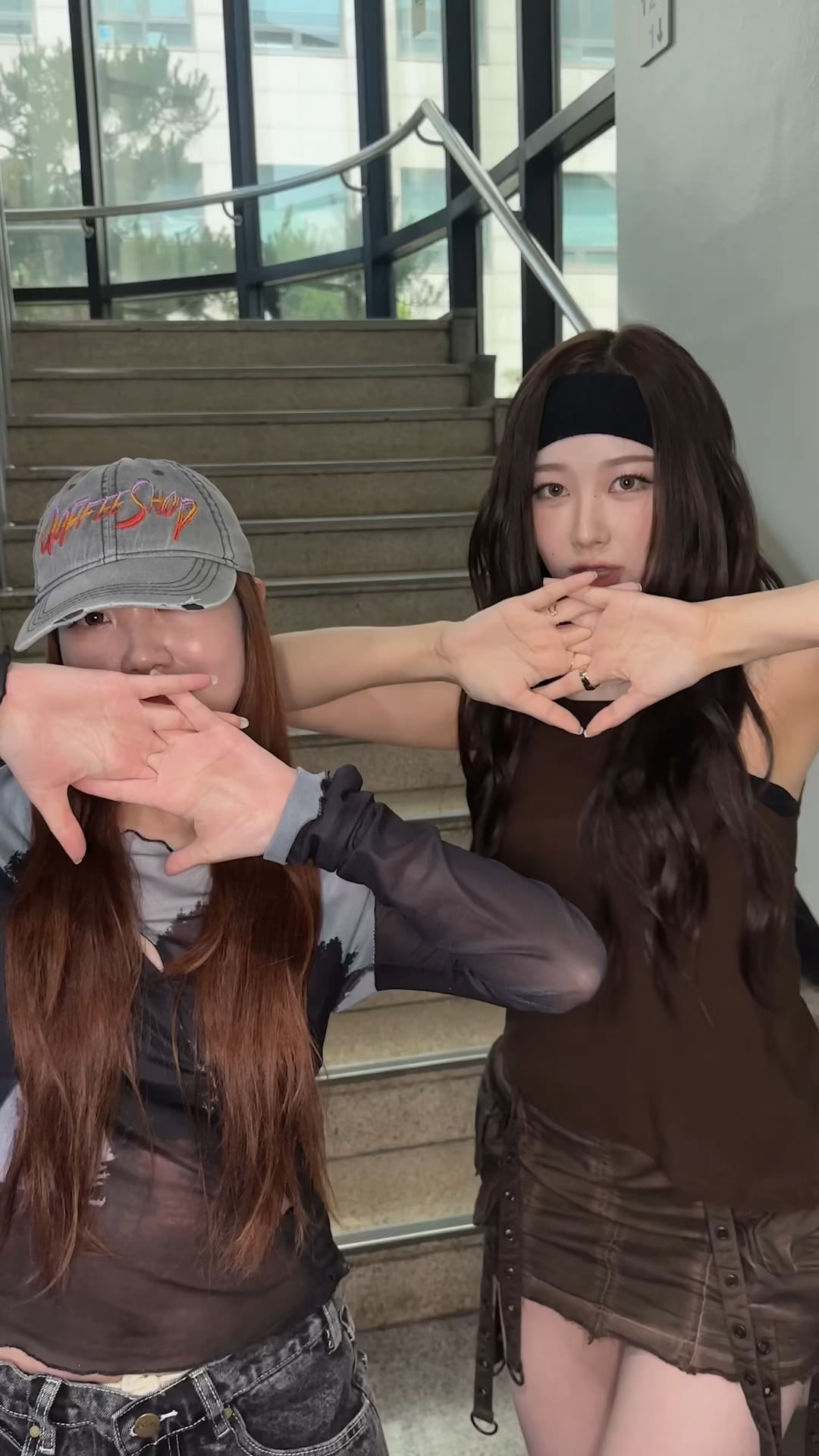 240531 aespa TikTok Update with Giselle, Karina & Winter - #Armageddon with #RENAN (feat.💙⭐️)